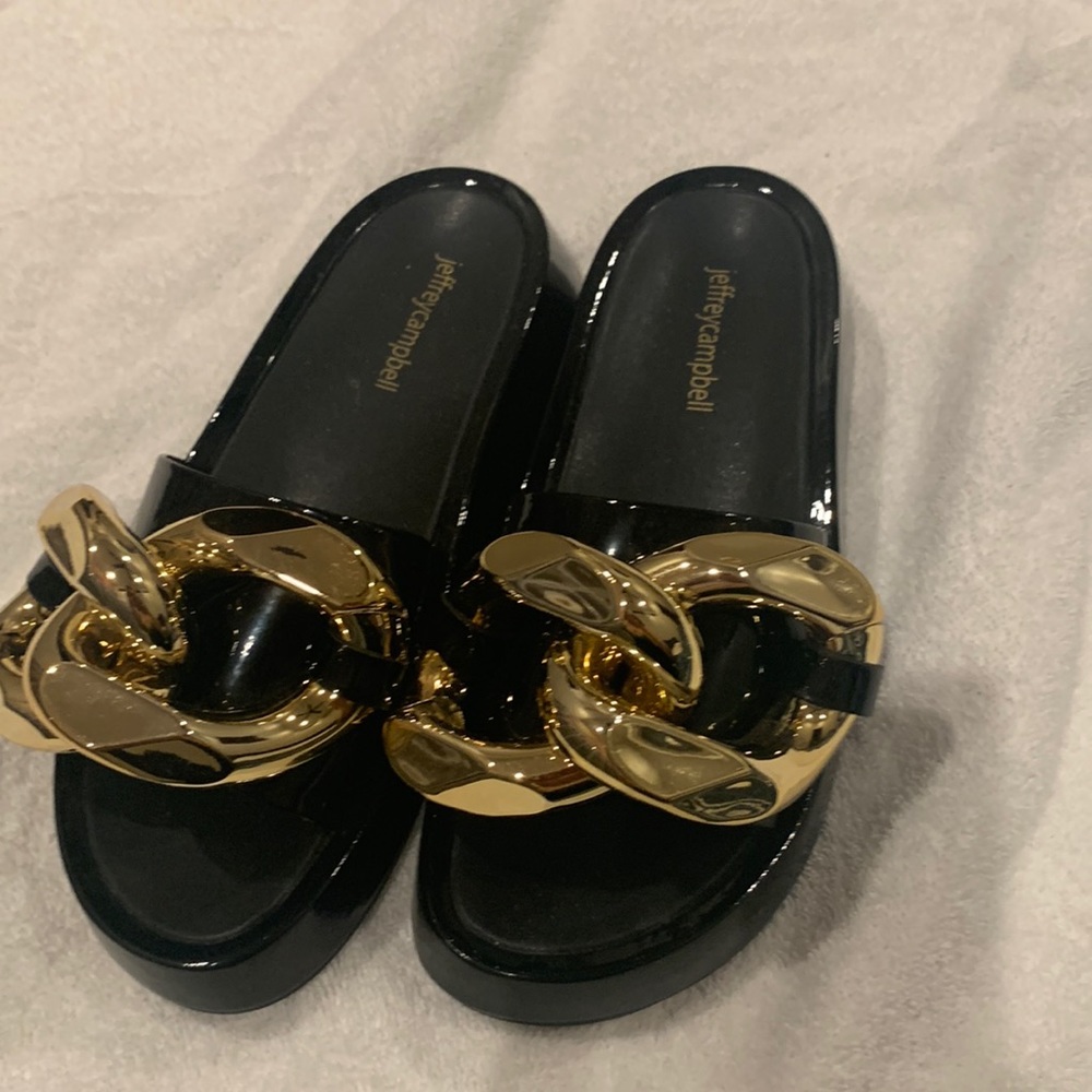 Jeffrey Campbell great slide ons